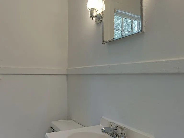 1 Riverside Dr #D — Photo 13