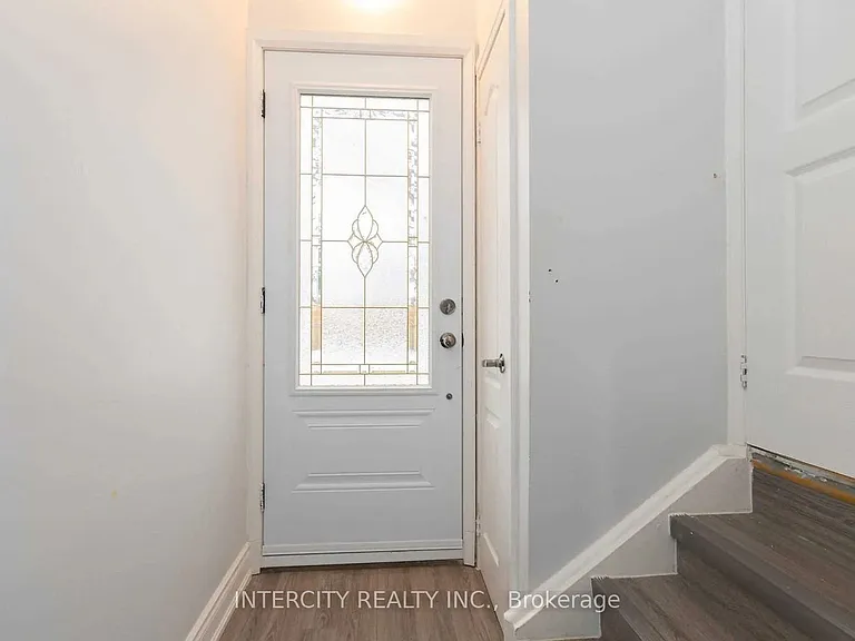 781 Drury Ln — Photo 20