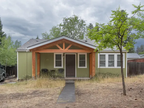 1345 NW Jacksonville Ave, Bend, OR 97703