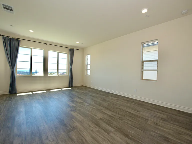 1812 Canyon Oaks Ln — Photo 27