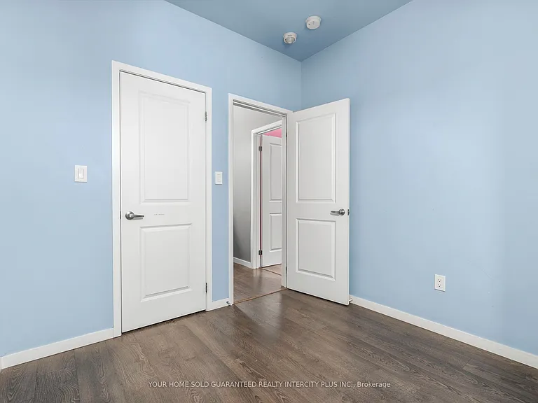 3910 Major Mackenzie Dr — Photo 41