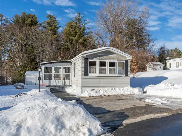 16 Scots Place, Londonderry, NH 03038