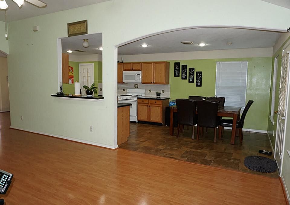 1st image of 9003 York Hollow Ln