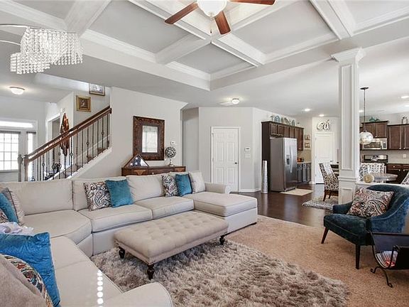3rd image of 491 Serenity Ct