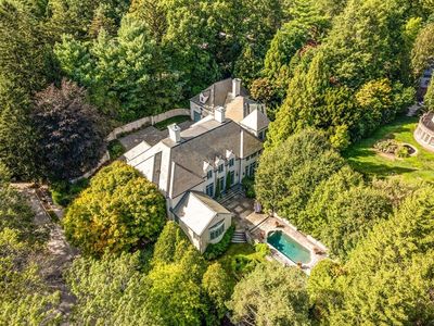 120 Cabot St, Brookline, MA, 02467