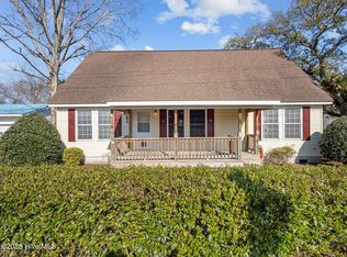 108 Chatham St, Newport, NC 28570