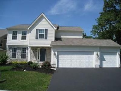 7920 Narrow Leaf Dr, Blacklick, OH, 43004