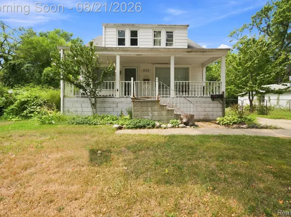 220 Magnolia Dr, Inkster, MI 48141