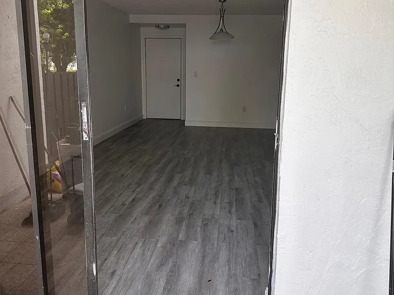 9419 Fontainebleau Blvd #107 — Photo 47