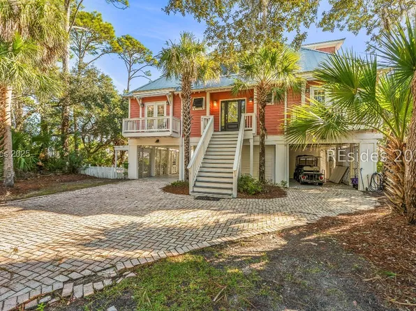 45 Ocean Marsh Ln, Saint Helena Island, SC 29920