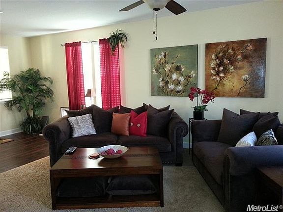 2nd image of 165 Barnhill Dr