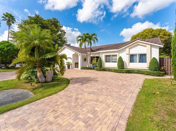 15325 SW 54th Ter, Miami, FL 33185