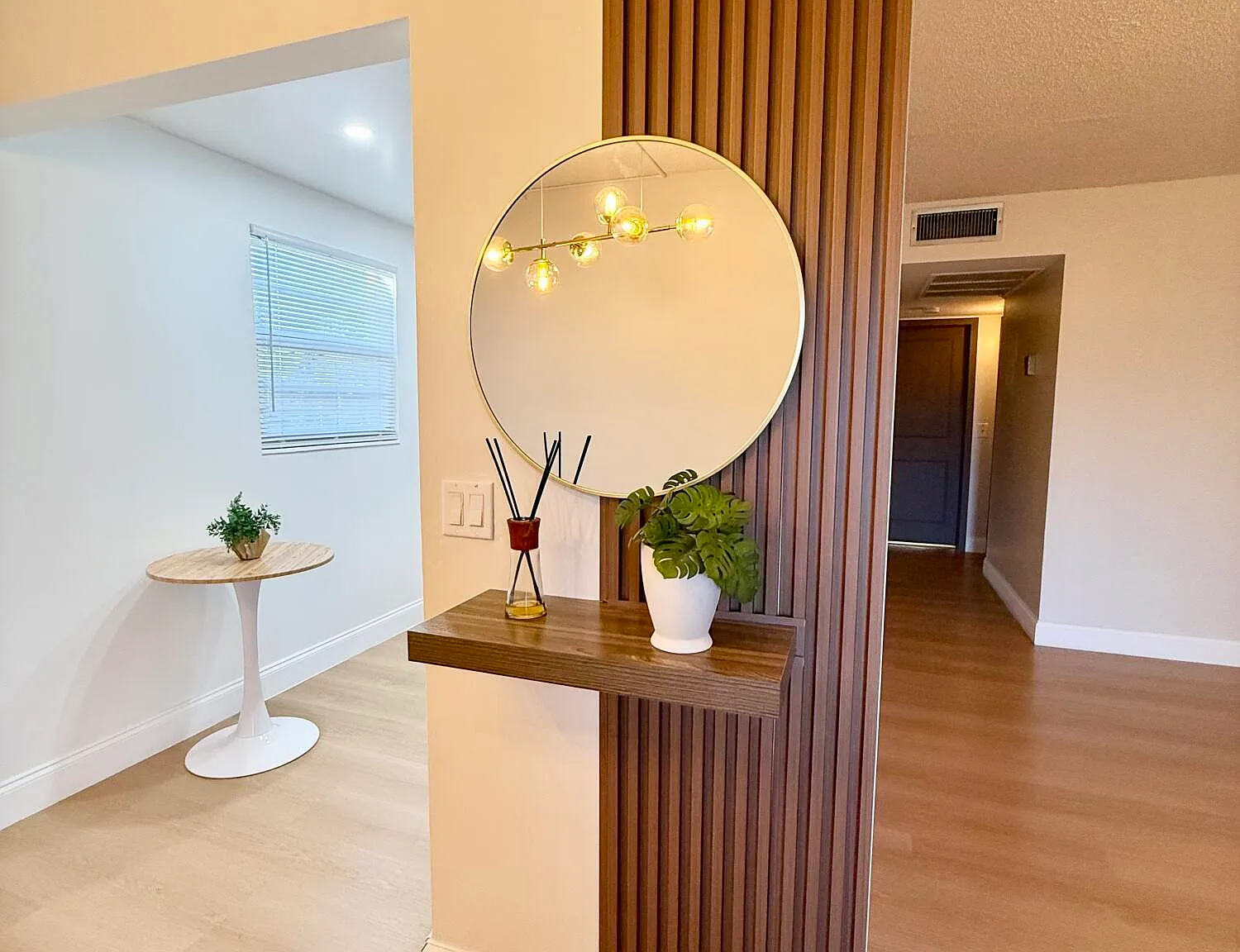 2 bed, 1.5 bath, 840 sqft, $1,700 — Photo 3