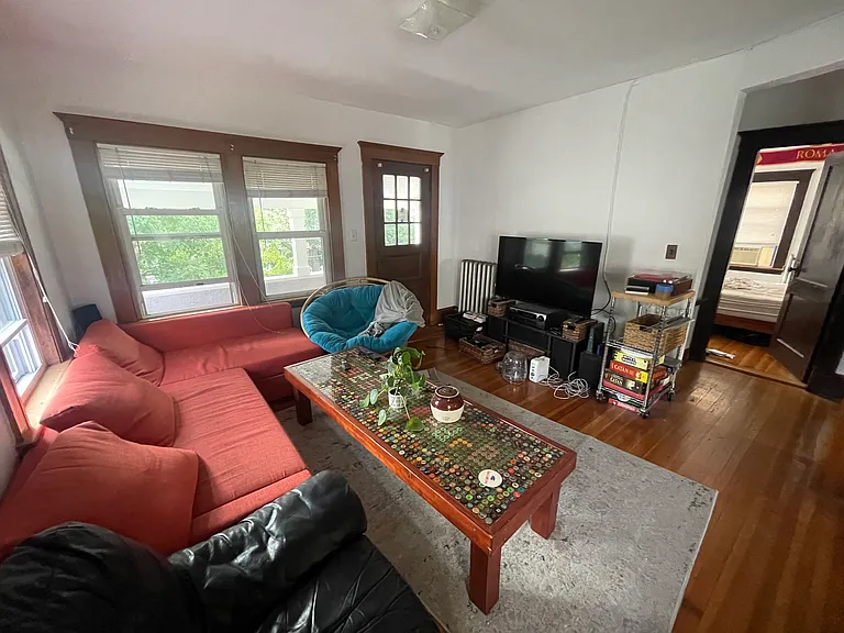 11 Dickson St #2 — Photo 29