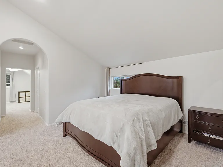 2635 N Meyer Rd — Photo 43