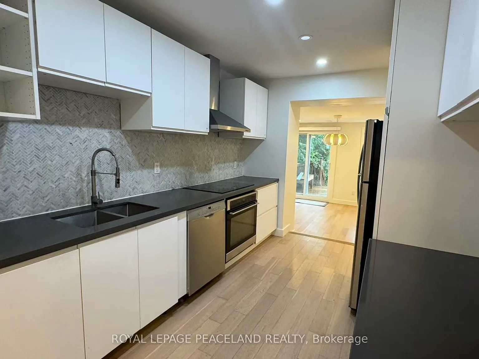 4 bed, $3,000 — Photo 4