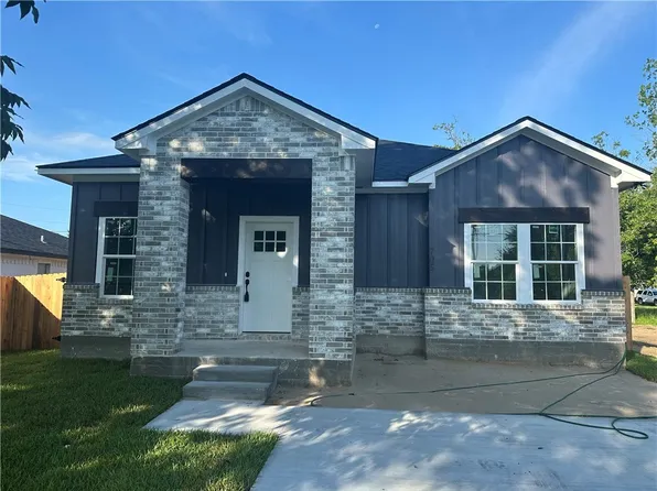 705 Waco St, Bryan, TX 77803