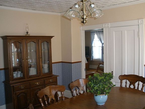 Dining room 2