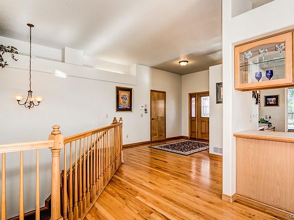 4th image of 9230 Allana Ct