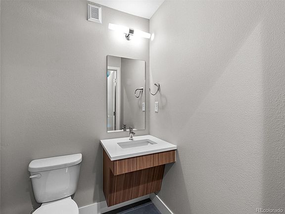 4th image of 3274 W Conejos Place