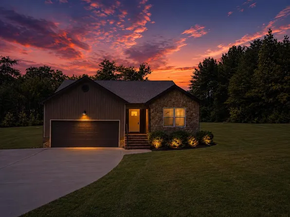 55 Skyline Hts, La Fayette, GA 30728