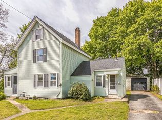4 Fleming Ave, Andover, MA 01810