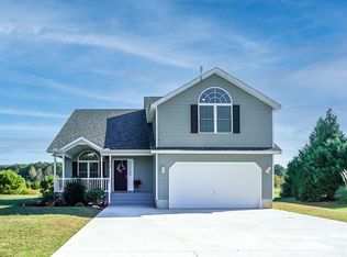 3132 Navigator Dr, Greenbackville, VA 23356
