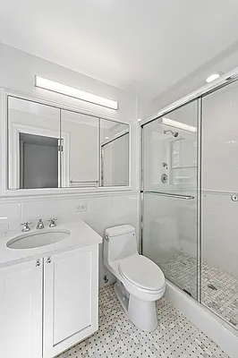 Bathroom, photo 3