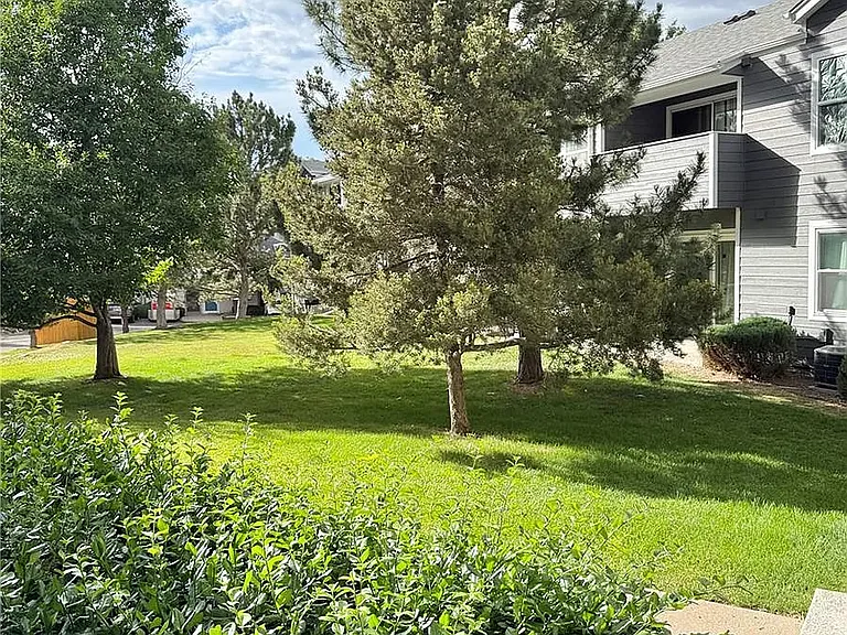 444 S Kittredge St — Photo 13