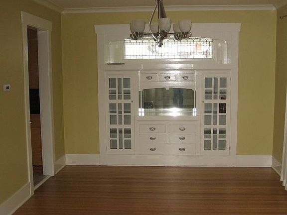 2nd image of 2810 N Union Ave