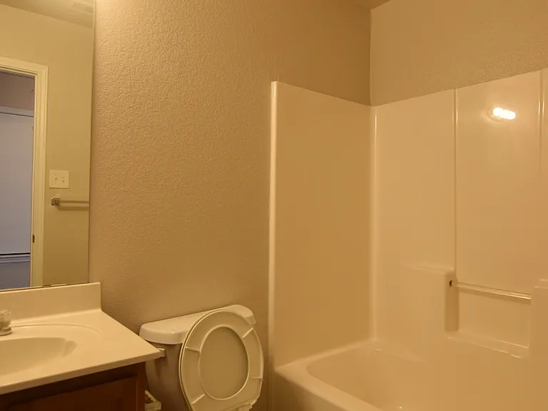 3302 Regency Ct — Photo 14