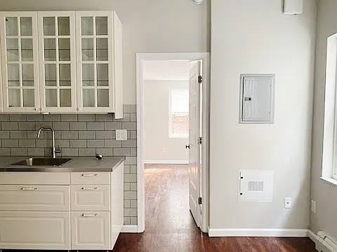 105 E Clifton Ave — Photo 23