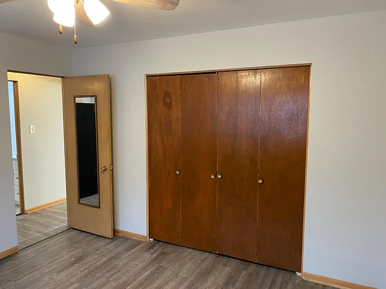 8239 Archer Ave #3 — Photo 9