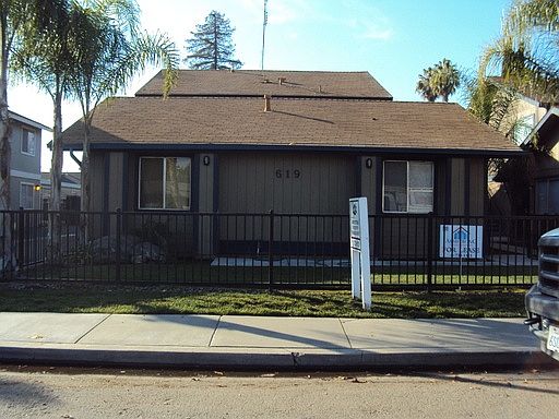 1st image of 619 S Santa Fe St #C