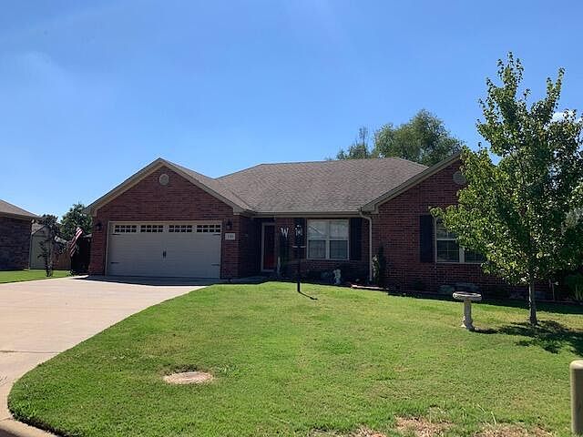 1st image of 190 Cottonwood Ln