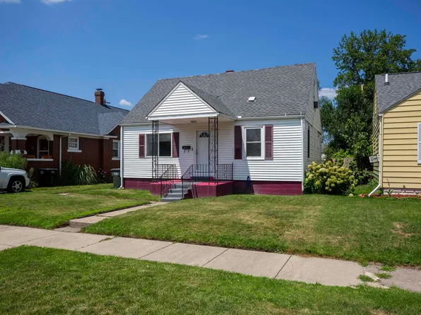 2621 Prast Blvd, South Bend, IN 46628