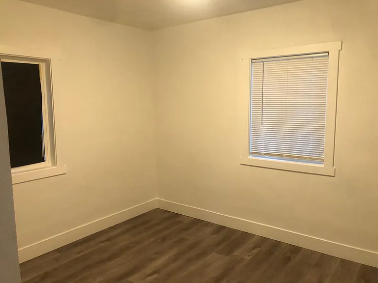 Acacia Ave — Photo 7