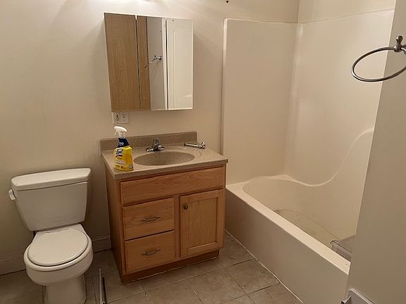 2nd image of 114 Jefferson Hts APT 6
