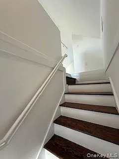 733 E Walnut St #UPPER — Photo 11
