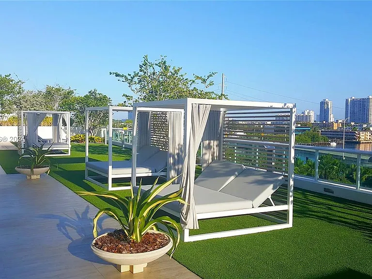 400 Sunny Isles Blvd #2008 — Photo 22