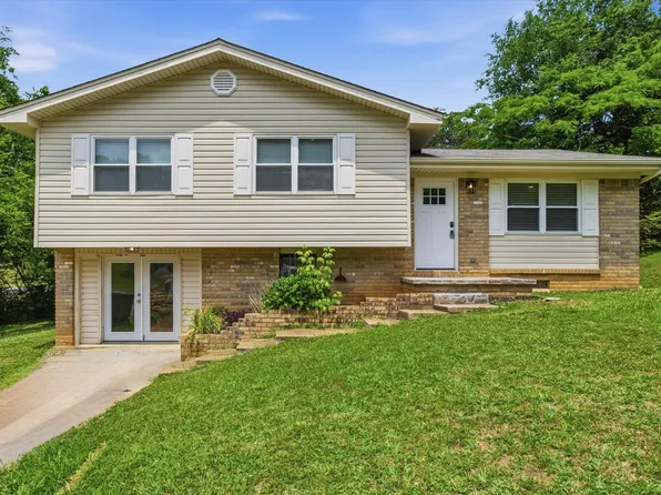 901 Valerie Ln, Hixson, TN 37343