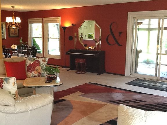 Greatroom to Sunroom