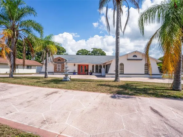 13402 Whitby Rd, Hudson, FL 34667