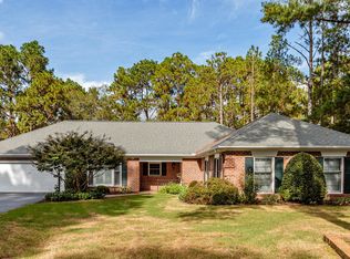 60 Manigault Pl, Southern Pines, NC 28387