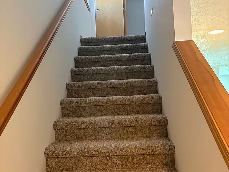 204 SE Kane Dr — Photo 20