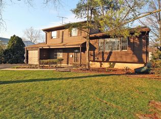 28 Lydia Ln, Edison, NJ 08817