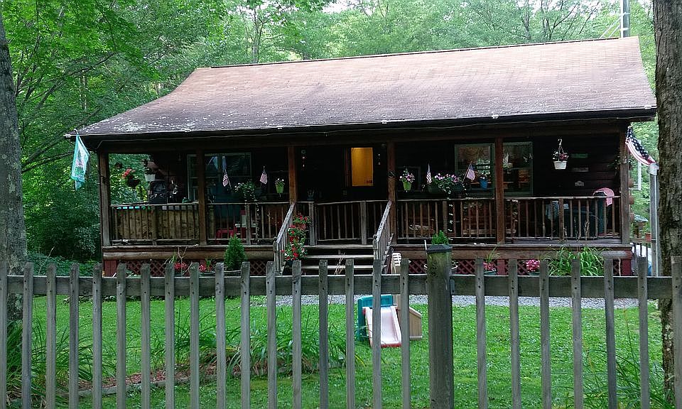 1st image of 87 Redwood Ln