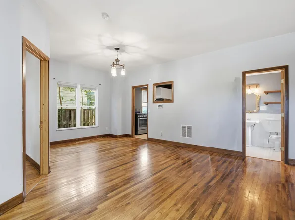 1472 Concordia Ave, Saint Paul, MN 55104