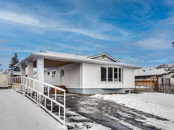 2nd image of 908 S Stonehaven Rd SW