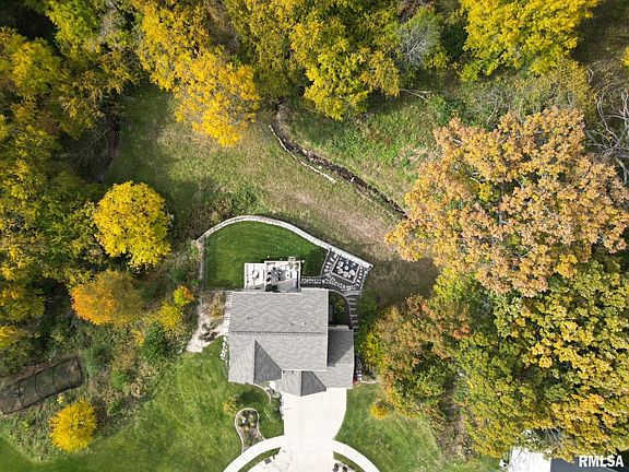 3rd image of 6803 N Ironwood Dr